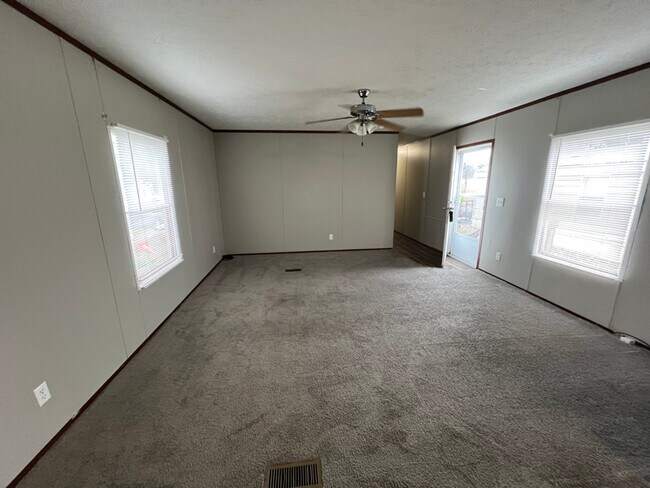 Photo - 133 Burch St