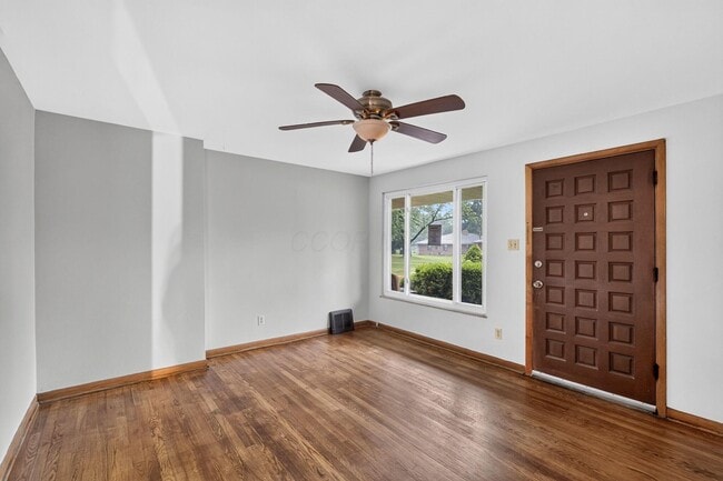 Photo - 119 Sunnyside Ln