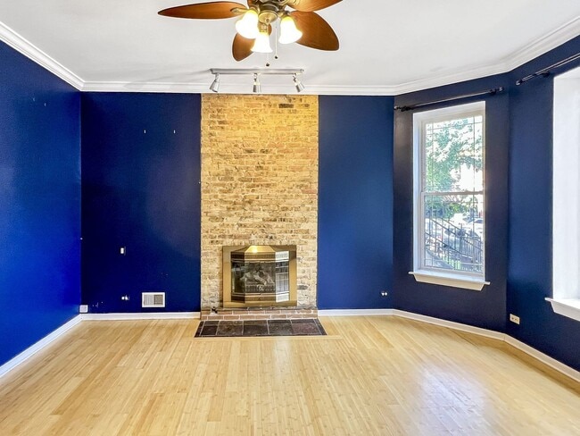 Photo - 2649 W Evergreen Ave