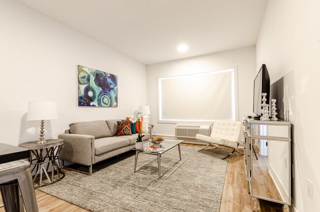 Photo - Lakeside Residence