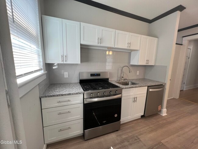 Photo - 1086 Wendell Ave Unit 1