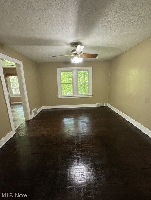 Photo - 3917 Bluestone Rd