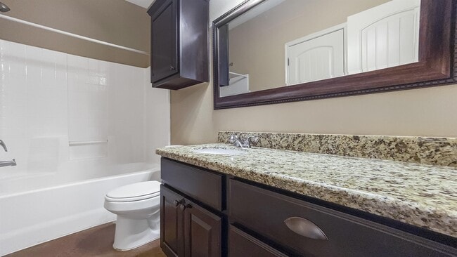 Photo - 3310 Cullen Trail