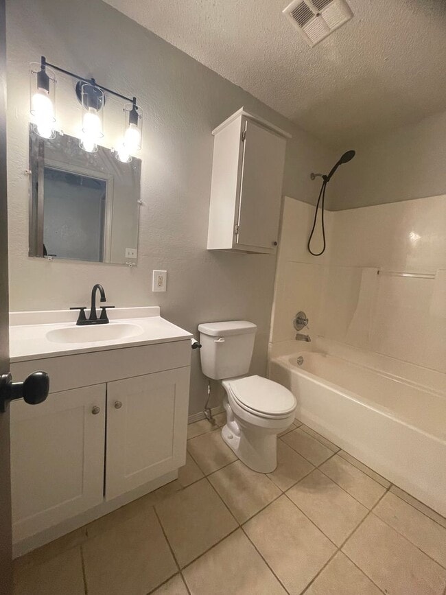 Photo - Cute Glenpool 3BD/1.5 BA near High School