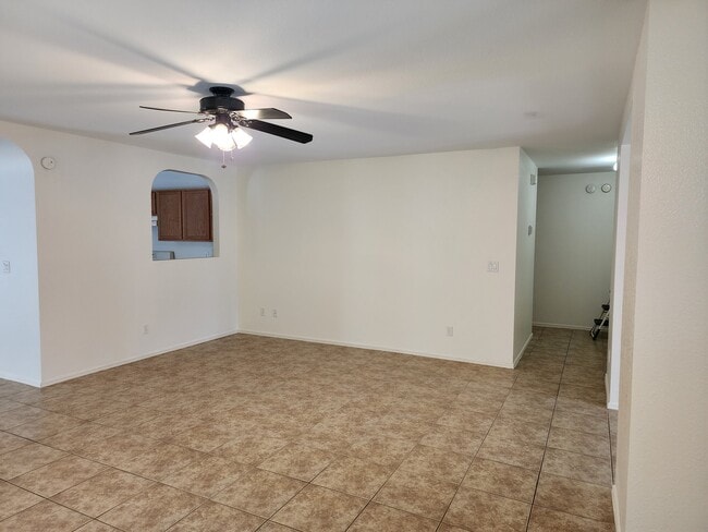 13514 E Diablo Creek Dr