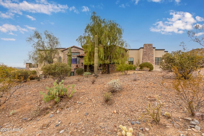 Building Photo - 36138 N Summit Dr Rental