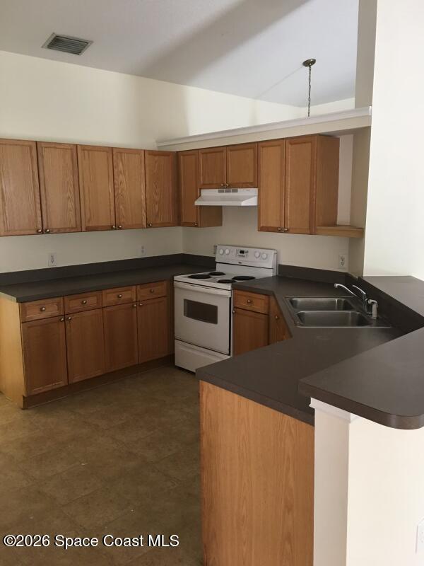 Photo - 123 Carmelite Ave NW