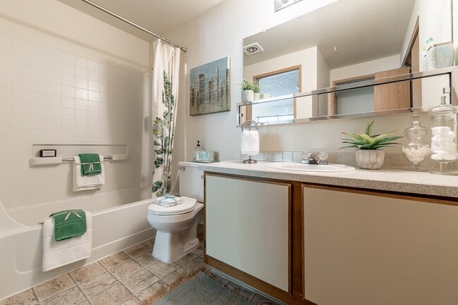 Photo - Country Glen Apartments