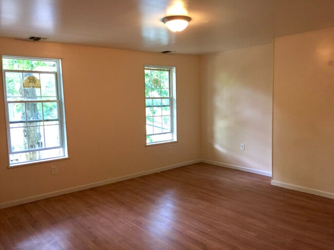 Photo - 86 Cedar St Unit 1st Floor