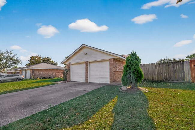 Photo - 12006 New Brunswick Dr