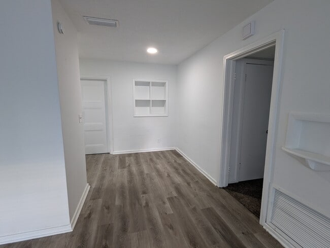 Photo - 2211 Tegner Dr