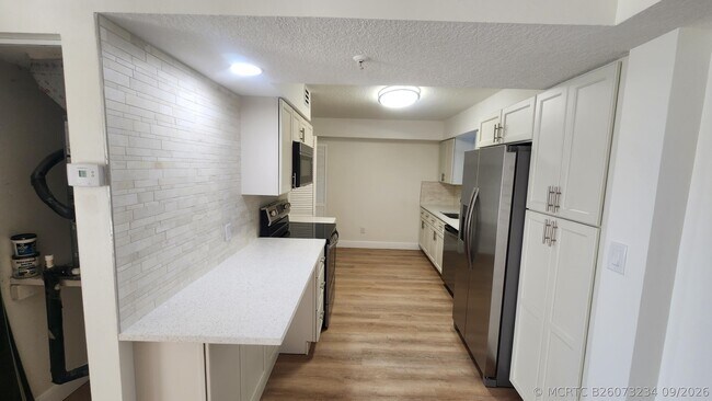 820 Lavers Cir Unit G306