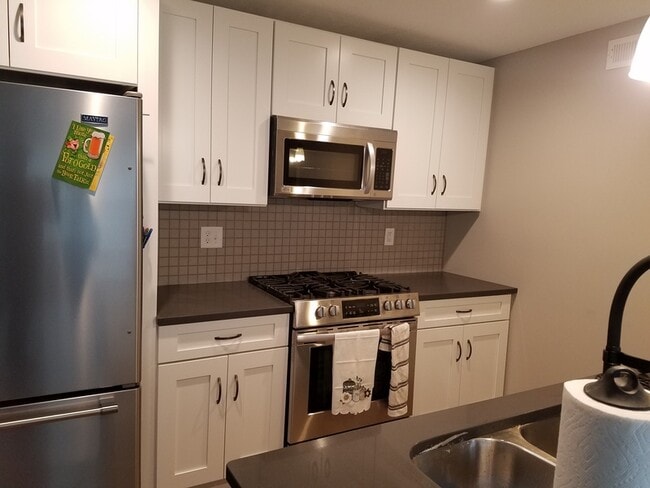 Photo - 2445 Tremont Ave Unit Rear