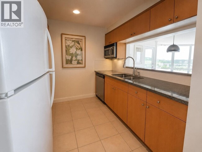 Photo - 1201 Marinaside Crescent Unit 1005