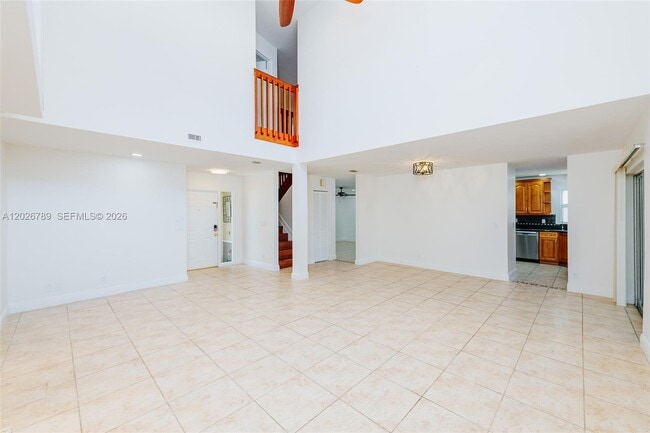 Photo - 305 S Ketch Dr