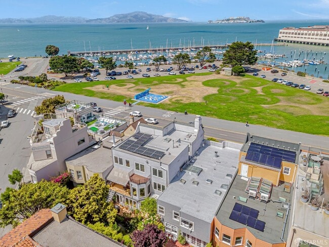 181 Marina Blvd