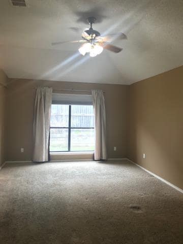 Photo - 702 Long Hill Ct