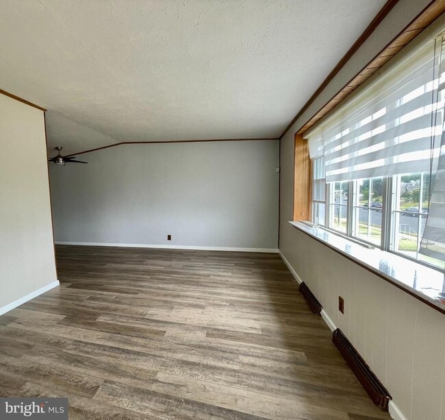 Photo - 1405 Napfle Ave