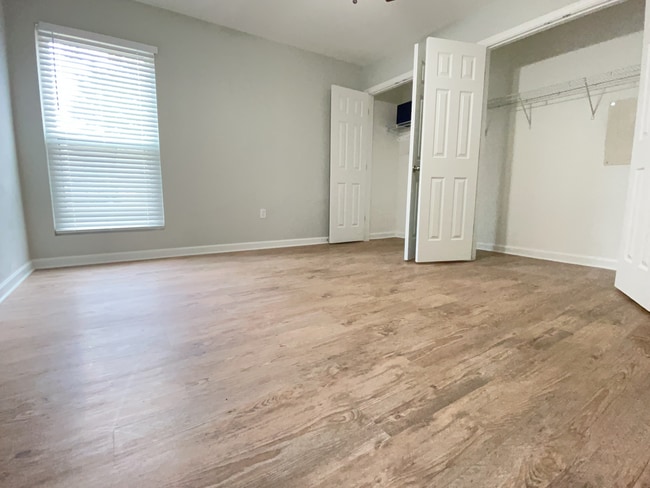 1sr Floor Renovated - Jefferson Arms