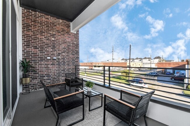 Building Photo - 1104 Palmer St