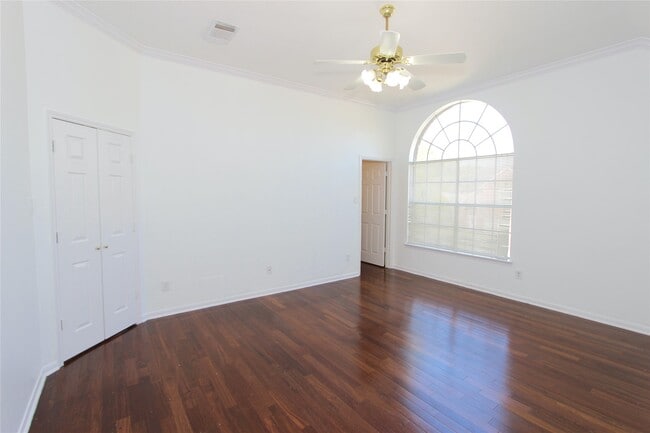 Photo - 3311 Twelve Oaks Ln