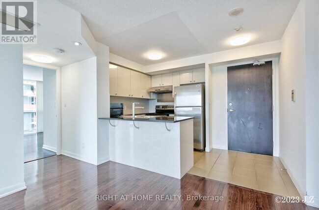 Photo - 5793 Yonge St Unit 1009