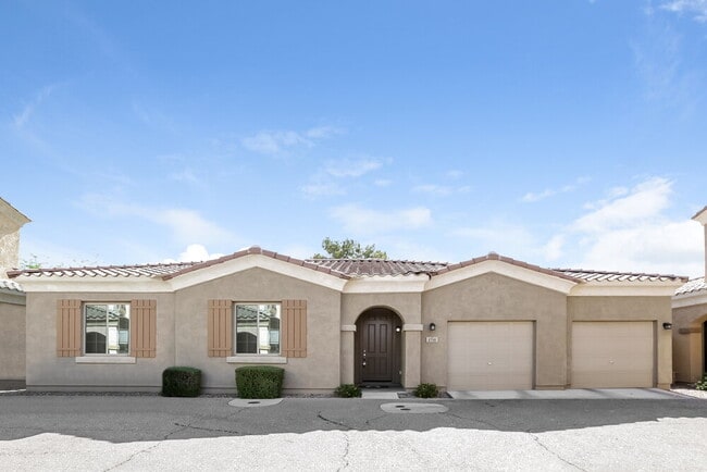 Building Photo - 1735 S Desert View Pl Rental