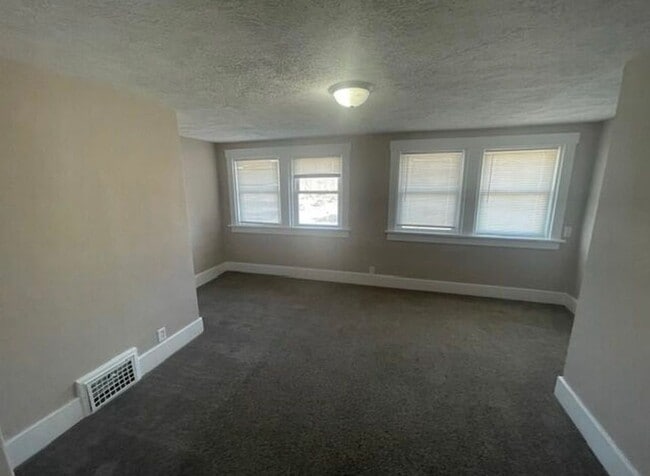 Photo - 120 N 9th St Unit EM Duplex - B