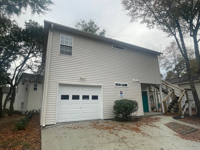 Single Family Home close to UNCW - Student... - Single Family Home close to UNCW - Student...