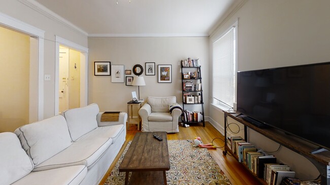 Photo - 7502 Madison-2N Unidad 2N