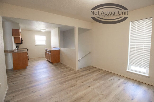 Photo - 1013 W Ash St