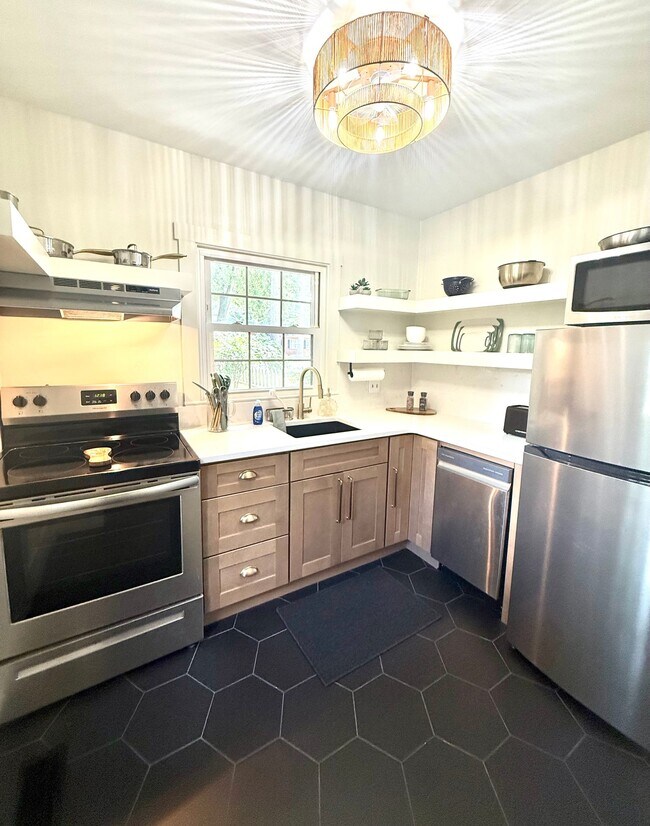 Photo - 1412 Whilden Pl