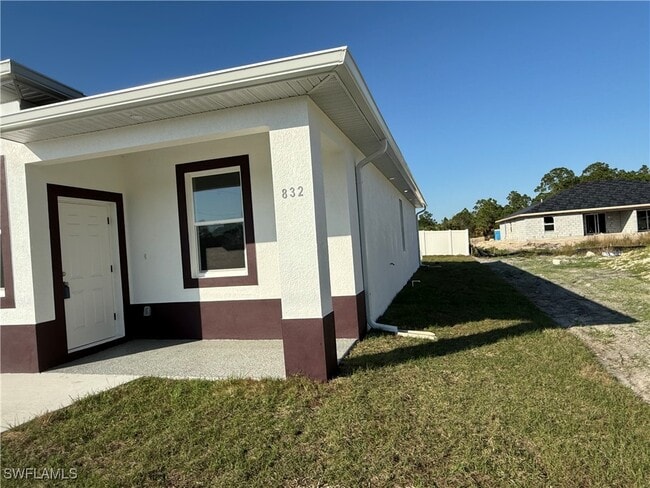 Photo - 832 Holmes Ave