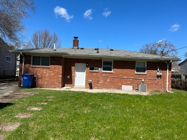 Photo - 3588 Toepfer Rd