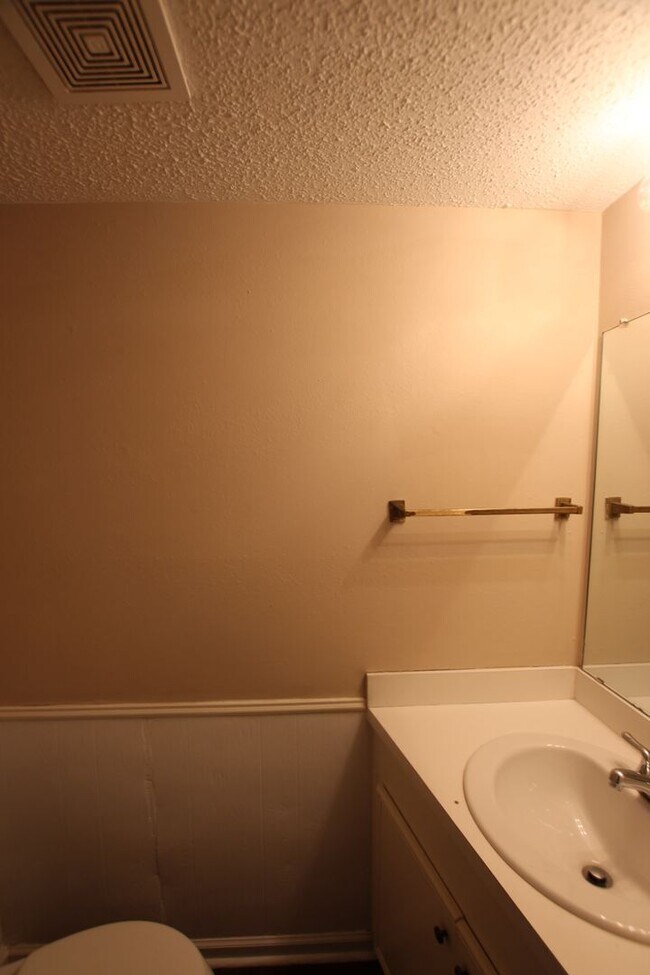 Photo - Delmar Dr. 2510/2512 Unit 2510 Delmar Dr.