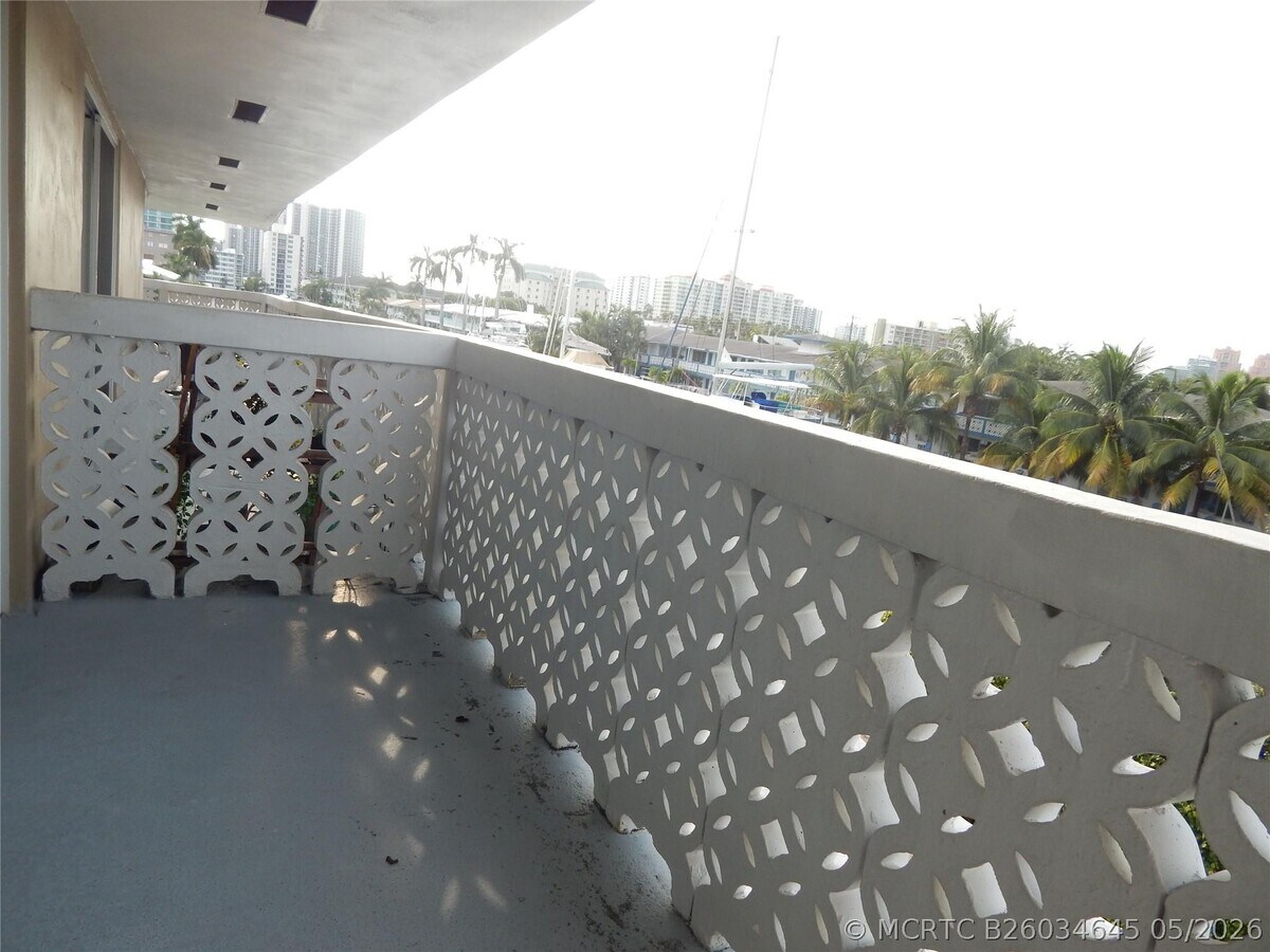 Photo - 3220 Bayview Dr Unit 314