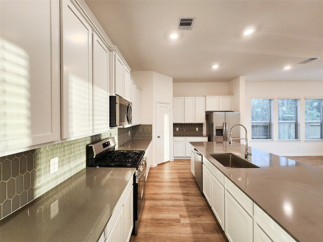 Photo - 15552 Leopard Lily Ln