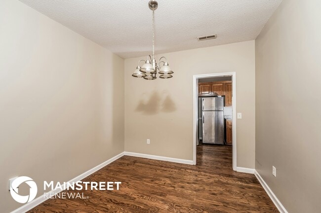 Photo - 209 Ashford Dr