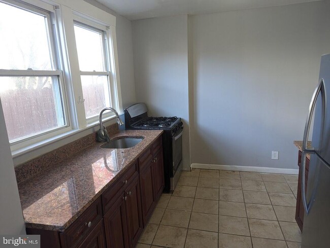 545 Park Pl