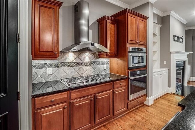 Photo - 1219 Mecaslin St NW