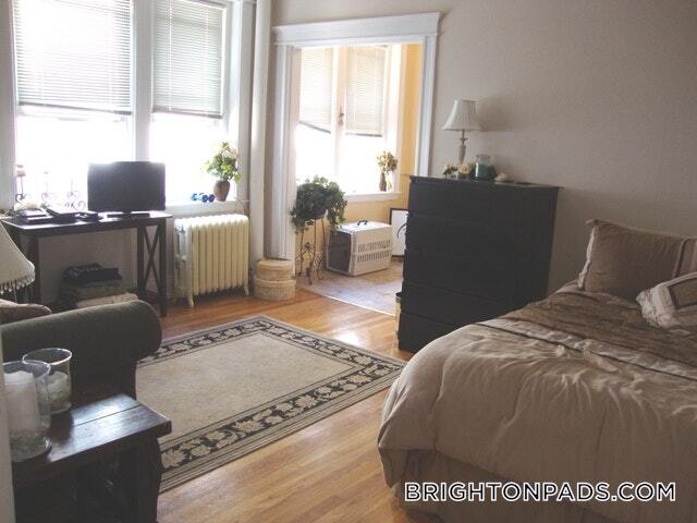 Photo - 1641 Commonwealth Ave Unidad 11