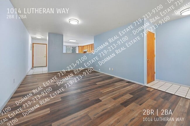 Photo - 1014 Lutheran Way