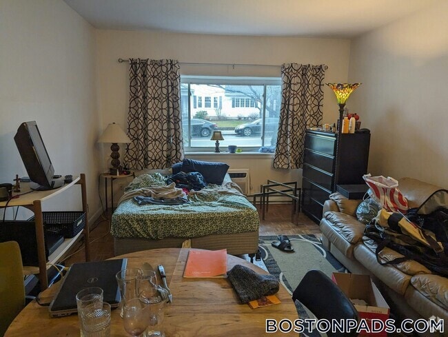 Building Photo - 525 Highland Ave Rental