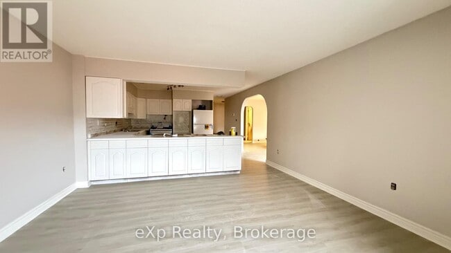 Photo - 2 King St Unit Apt 1