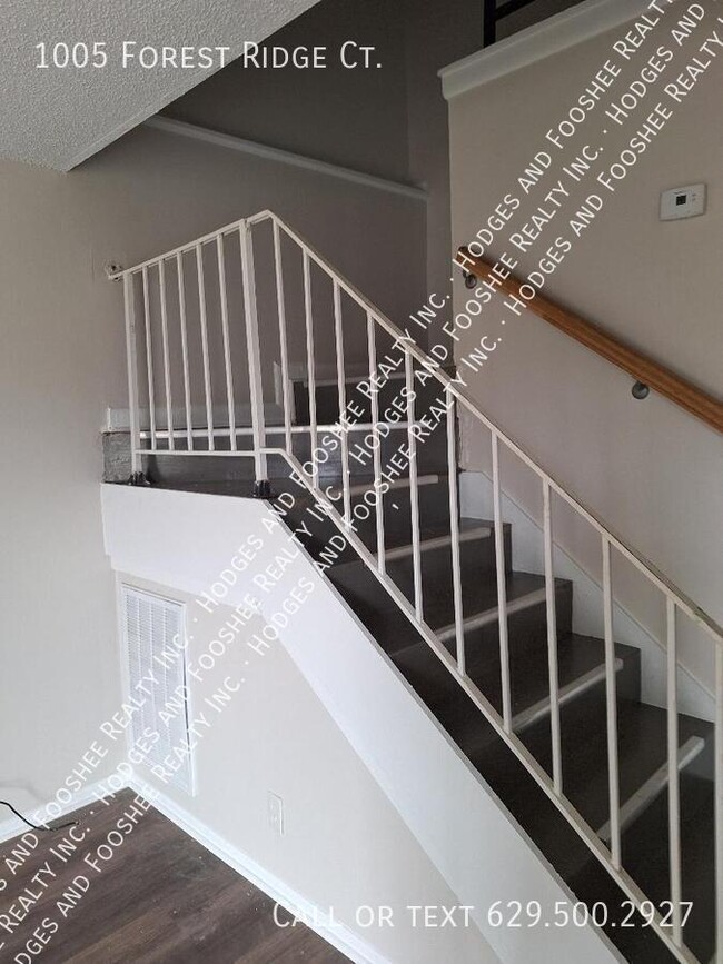 Photo - 1005 Forest Ridge Ct