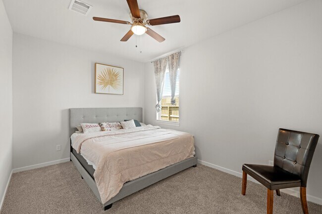 Photo - 7843 Wyndham Hbr Ct