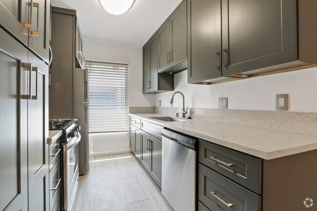 Building Photo - 917 5th St Rental