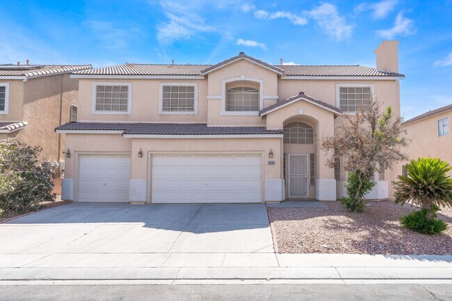STUNNING 5 BEDROOM HOME! - STUNNING 5 BEDROOM HOME!