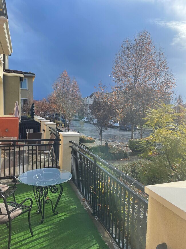 Photo - 353 Esfahan Ct