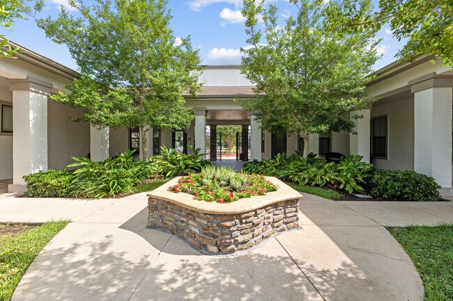 Photo - Kingsland West